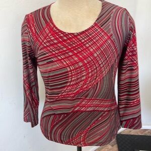 Susan Lawrence Red top with swirling design. size XL with tag